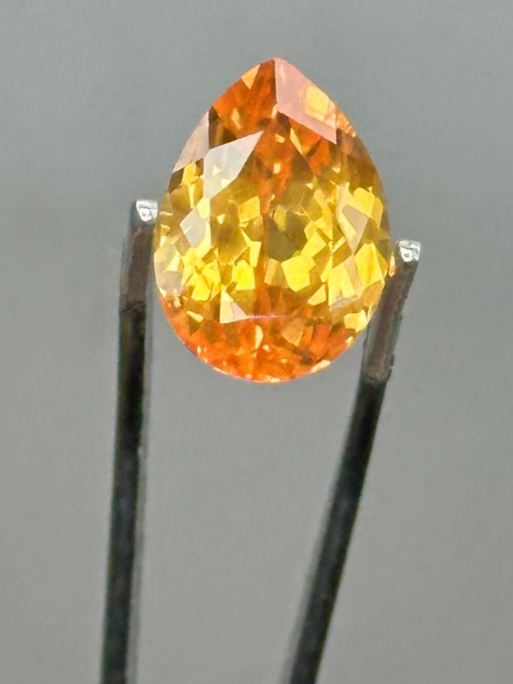 Certified Bi-color Padparadscha Sapphire